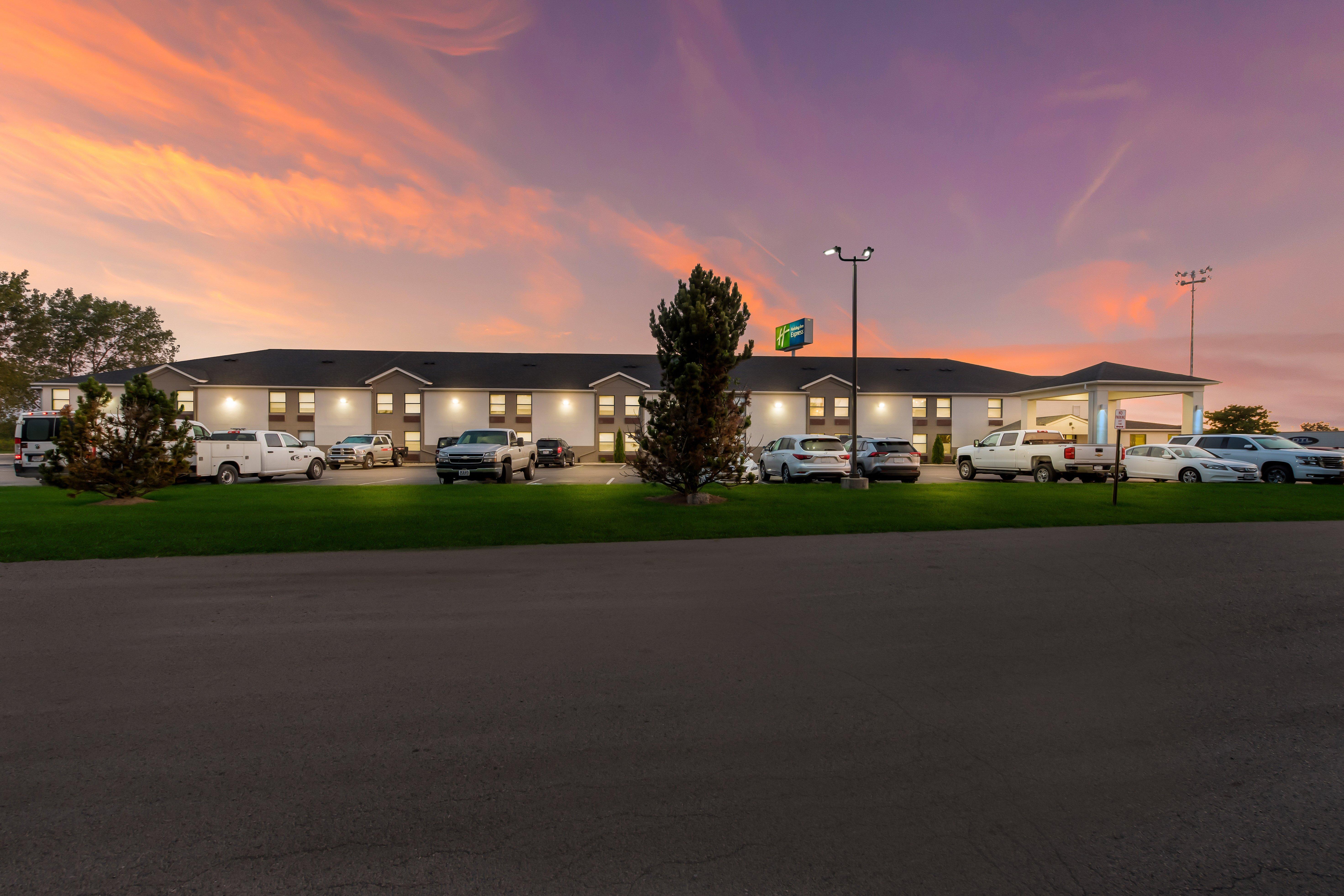Holiday Inn Express London-I-70 By Ihg Extérieur photo